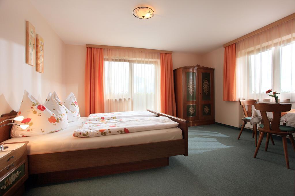 Ferienwohnung Haus Glanzern Westendorf Zimmer foto