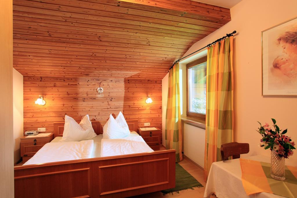 Ferienwohnung Haus Glanzern Westendorf Zimmer foto